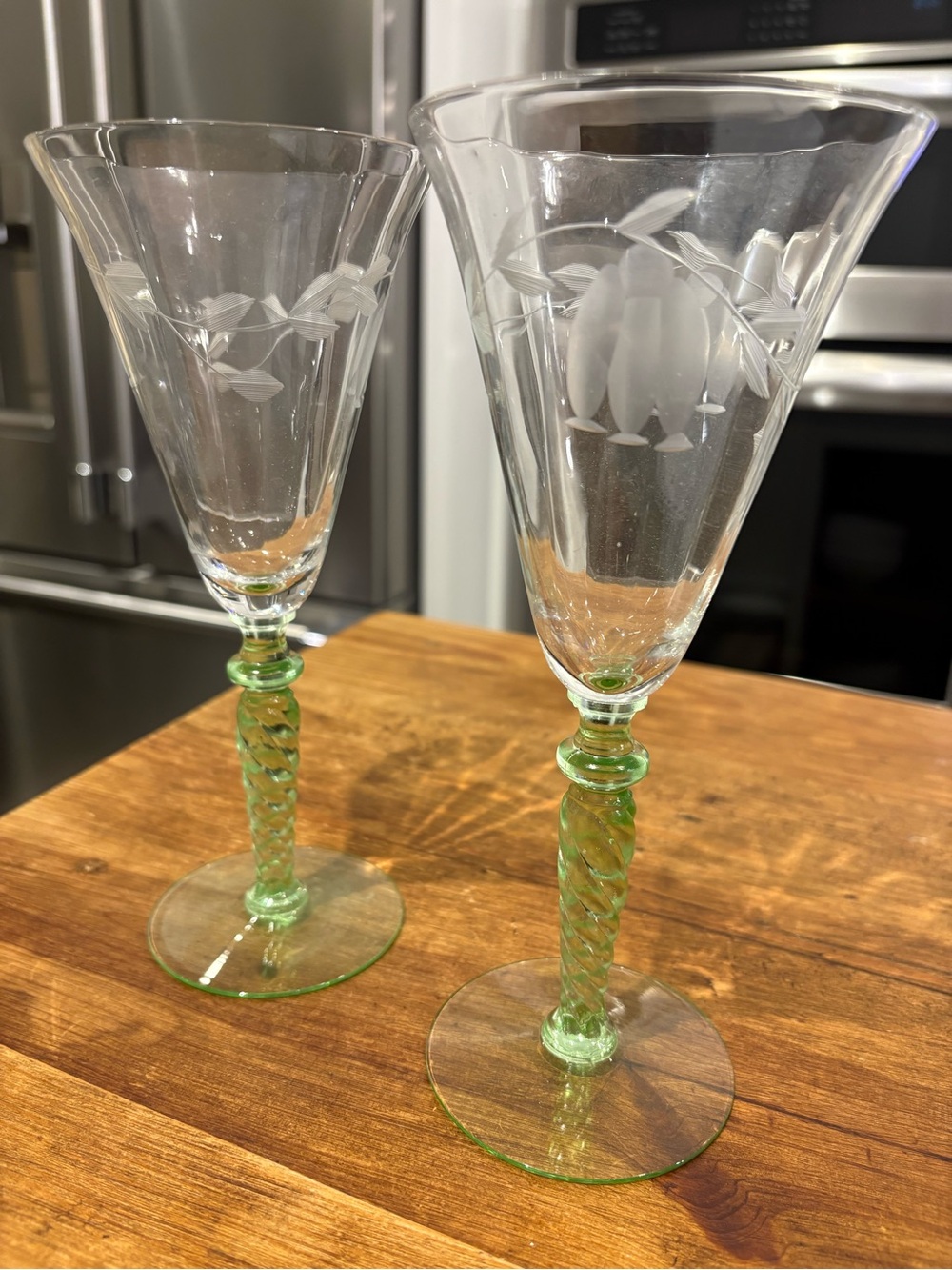 Weston Green Stem Etched Crystal Wine Glasses - Set of 2